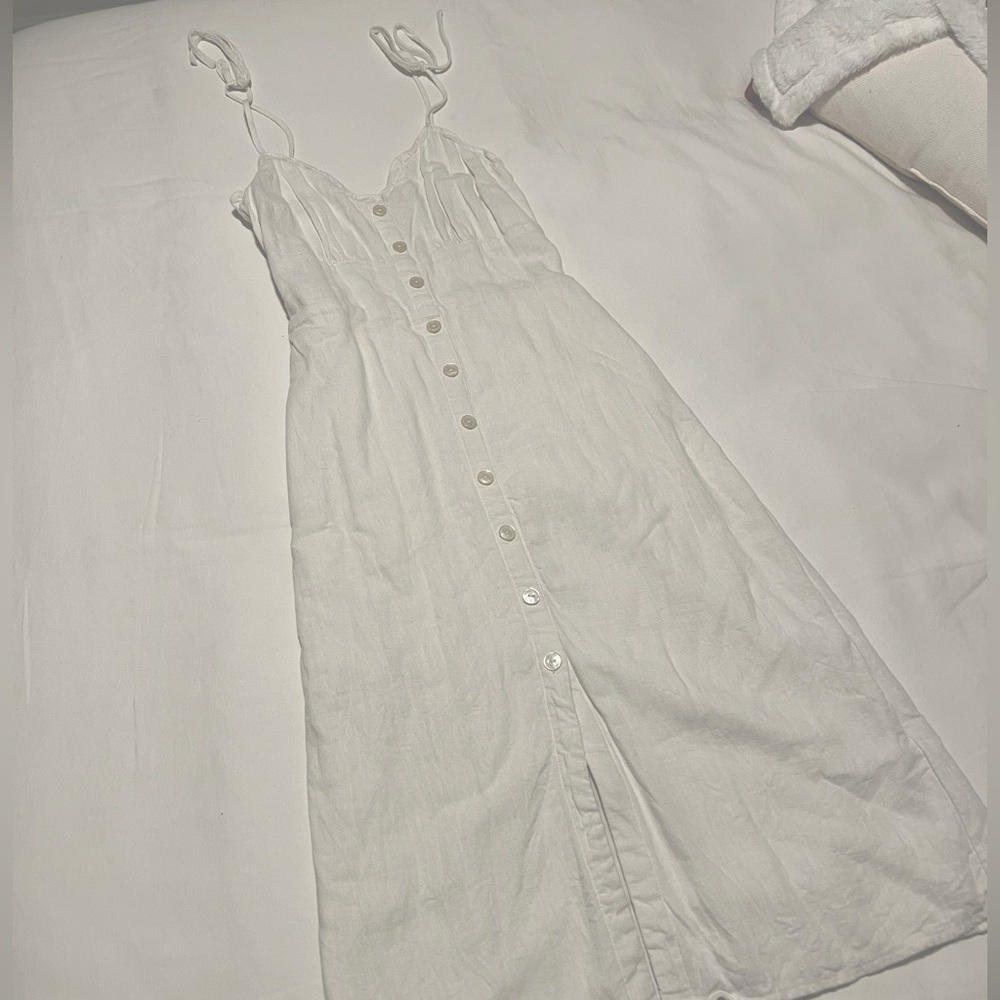 Abercrombie and Fitch Mid-Length Linen-Blend White Dress
